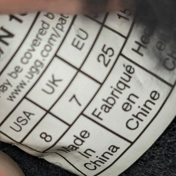 UGG Kids Bailey Bow II Boots Sheepskin Ankle High Lined Size US8 EU25 - Picture 5 of 11